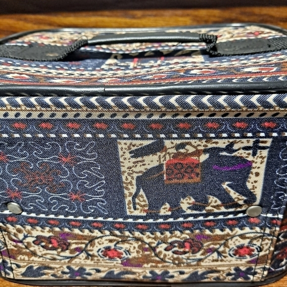 Travel Train Makeup Case Elephant Print NWOT - Picture 8 of 9